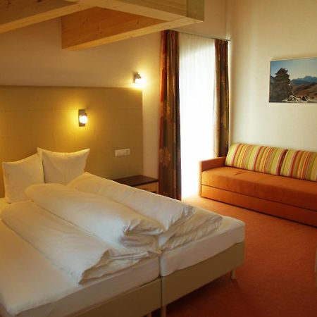 Alpinea Appartements Ischgl Buitenkant foto